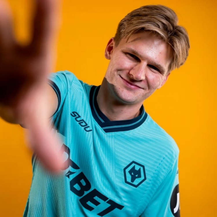 PA-罗马诺:罗马提出首份正式报价,希望引进狼队后卫沃尔费